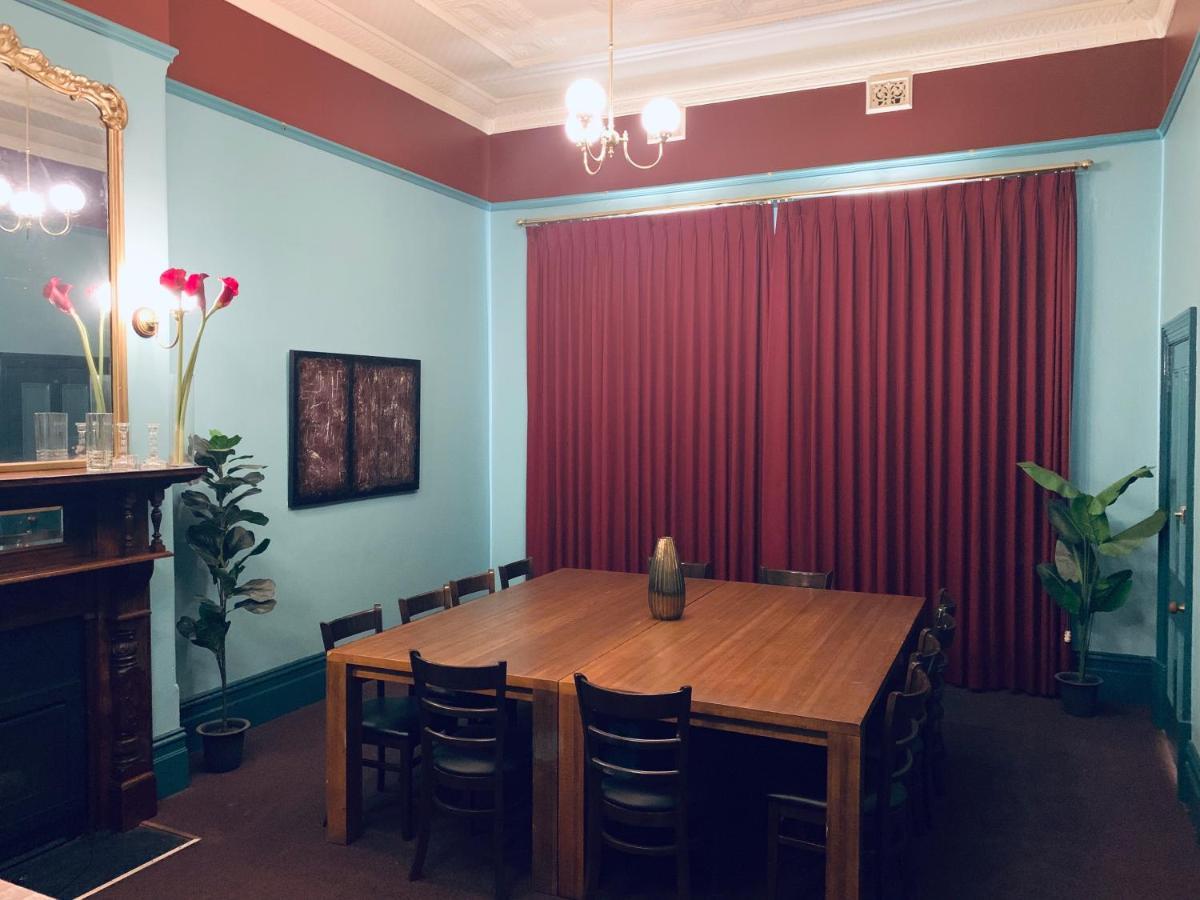 فندق Rochester Tavern المظهر الخارجي الصورة